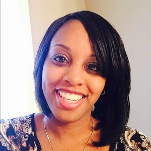 Meet your Posher, Carmelia